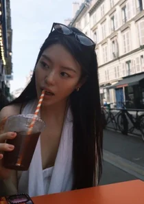 조혜정, 7kg 감량 후 확 달라진 미모…해외여행 근황 포착