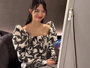 即将结婚的申敏儿，展现出水灵灵的美貌...与金宇彬于20日秘密结婚