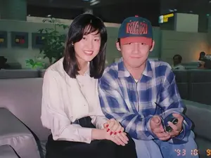 玄振永，32年前与高贤贞的机场合影公开... 