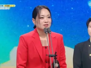 Chef Jeong Ji-seon, Tears of Support for Her Brother Diagnosed with Brain Tumor at the 2025 KBS Entertainment Awards Popularity Award