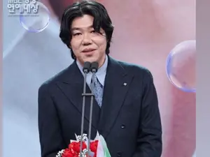 李孝利，丈夫李相顺获奖实时回应… “恭喜你，相顺相顺相顺”