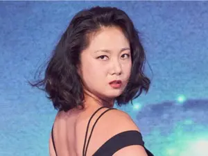 朴娜莱，非法医疗疑云引发波澜……对联系不上注射阿姨丈夫的朴娜莱表达无奈