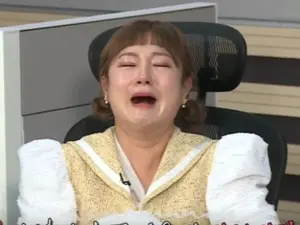 Park Na-rae Releases Phone Call Transcript with Former Manager... Conflicting Positions Amid Tears and Worries