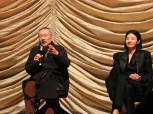 洪尚秀第34部新作柏林公开… '制作主任'金敏喜引人注目