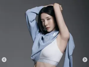 朴志贤，清纯美貌与‘11字腹肌’完美结合……反转健康美爆发