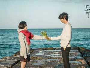 'Dokkaebi' ipinagdiwang ang ika-10 anibersaryo… Muling pagtatagpo nina Gong Yoo, Kim Go-eun, at Lee Dong-wook
