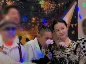 이하이·도끼, 가족 동반 생일파티 포착…결혼설 점화
