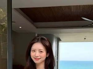 김지영, 나트랑 태교여행서 D라인 공개…'CEO 남편' 화제