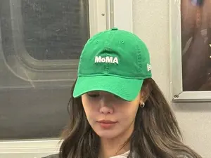 소녀시대 수영, 뉴욕 홀린 사복 센스…간절기 패션의 정석