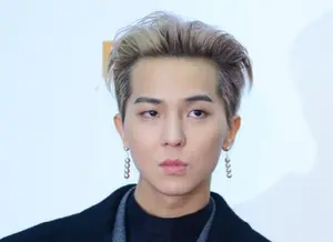 '병역비리 혐의' 위너 송민호, 징역 1년 6개월 구형