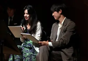 송중기·케이티 부부, 3년 만의 첫 동반 무대 포착