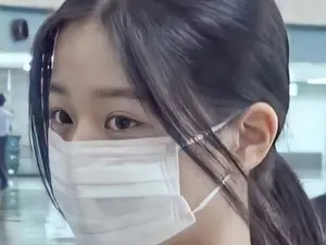 장원영 '태도 논란' 나비효과…공항 신원확인 민원으로 번져