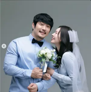 KCM, 14년 만에 올린 눈물의 결혼식… 