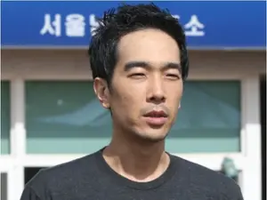 '성범죄 전과' 고영욱 