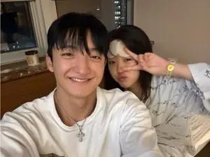 바타, '연인' 지예은 생일 맞아 병문안→일본 데이트 사진 공개