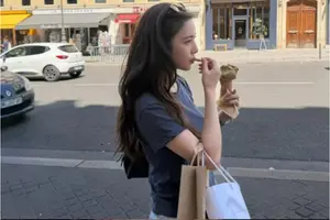 한서희, 파리 여행 중 근황 공개… 잇단 논란 후 달라진 일상