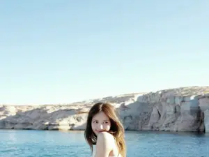 BLACKPINK李莎在美国峡谷传递近况“豪华游艇休闲引人注目”