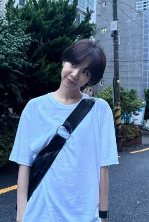 한지은, 파격 숏컷 헤어 변신…영화 '인턴' 한소희·최민식과 호흡