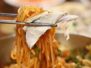 '동네 한 바퀴' 아산 도고면 버섯샤부샤부 맛집 '살갑다 그 온정' 소개