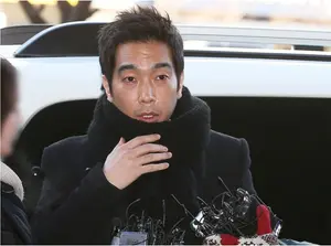 고영욱, 틱톡 계정 하루 만에 삭제… 청소년 성범죄 가이드라인 적용