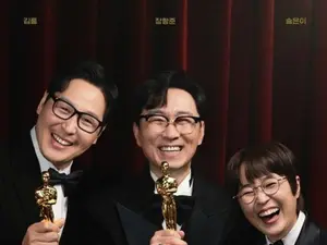 SBS '거장항준' 15일 밤 9시 첫 방송… 진짜와 가짜를 넘나드는 시네마틱 예능