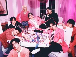 Stray Kids, Record 8 Consecutive Weeks at No. 1 on 'Billboard 200'... 3rd Among Groups Following The Beatles and Rolling Stones
