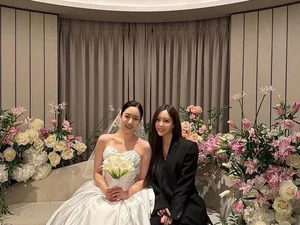 T-ara's Hyomin Congratulates Ham Eun-jung on Her Wedding with Husband... Reveals Unchanging Friendship with 'Warm Suit Two-Shot'