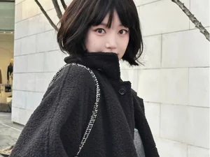 李尤比，惊艳短发造型公开… 