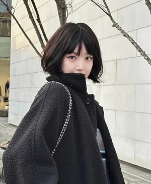 李尤比，惊艳短发造型公开… 