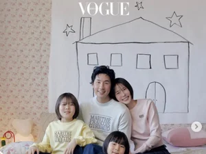 Kim Na-young♥My Q, Happy Family Photos with Two Sons... 