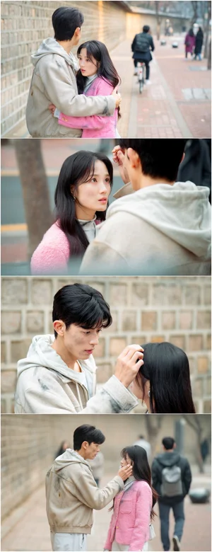 'From Today, I'm Human' Kim Hye-yoon, with Roman in Close Skinship, 'Beginning of a Crush'