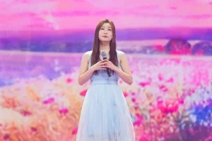 'Mistrot4' Lee Sona Menangis... Kim Soo-hee 