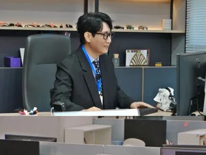 'Running Man' Ji Suk-jin Slaps Yoo Jae-suk... Yang Se-chan and Ji Yeo-eun's Office Dating Rumors