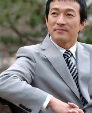 李在龙，江南醉酒肇事逃逸……事故后逃回家引发震惊