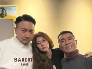 '무혐의' 김건모, 이윤미 테이프 시술로 회춘…복귀 암시