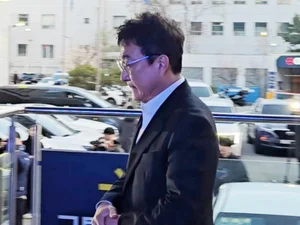 배우 이재룡, 음주 뺑소니에 '술타기'까지…검찰 송치