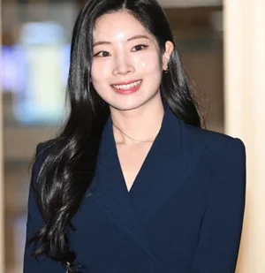 Dahyun TWICE Didiagnosis Alami Fraktur Pergelangan Kaki… Hentikan Aktivitas Sementara