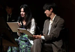 송중기·케이티 부부, 3년 만의 첫 동반 무대 포착