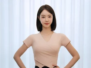 '남편 구속' 양정원, 사기 혐의 대질조사 출석… 수사 무마 의혹