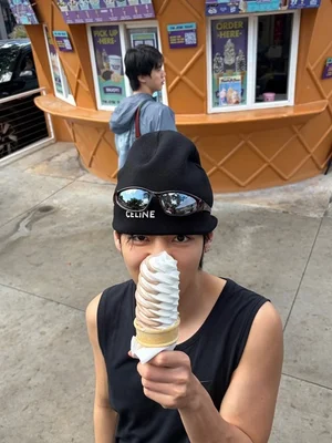 BTS V, Jin, at J-Hope: Na-sight na Nagpahinga sa Ice Cream Habang Nasa US Tour