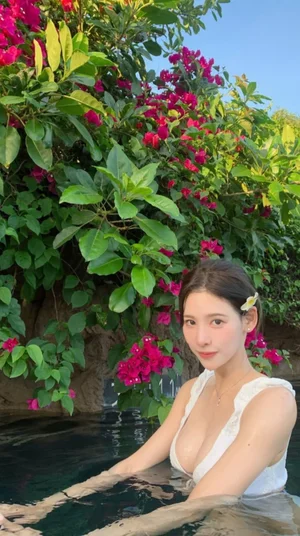 '환승연애' 이나연, 하와이 비키니 자태…40억 집·명품 화제