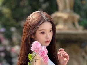 IVE Jang Won-young Turns Heads in a Pure-White Dress With “Barbie Doll” Looks