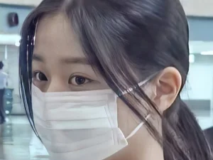 장원영 '태도 논란' 나비효과…공항 신원확인 민원으로 번져