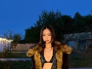 Blackpink’s Jennie Sets Poland Ablaze With a Bold Underwear Look