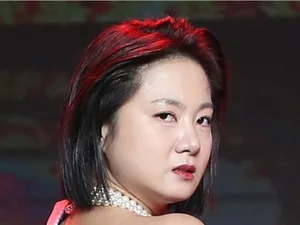 '허위 폭로 협박·횡령' 박나래 전 매니저 구속 송치