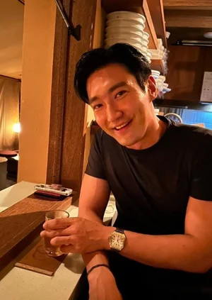 최시원, 잠실 개표소 시위 공개 지지 