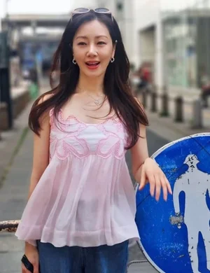 '51세' 오나라, 20대도 울고 갈 동안 미모…민소매 완벽 소화