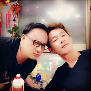 허지웅, 故 신해철 향한 짠한 그리움… 