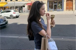 한서희, 파리 여행 중 근황 공개… 잇단 논란 후 달라진 일상