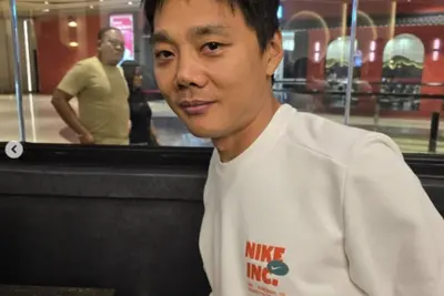 최성민, 필리핀 세부 이민 간 동료 개그맨 김두영과 깜짝 재회... 